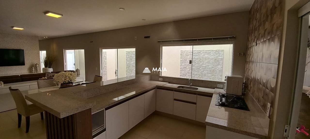 Casa de Condomínio à venda no Estância dos Ipês: 