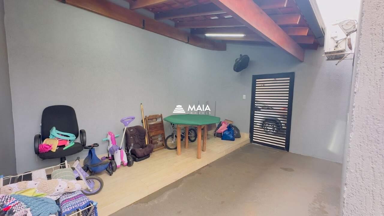 Casa de Condomínio à venda no Portal Beija Flor: 