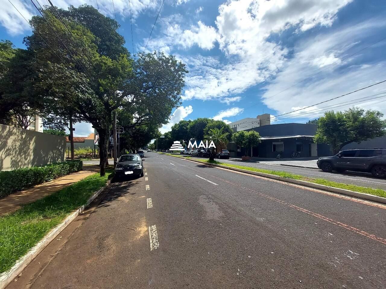 Terreno/Área à venda no Santos Dumont: 