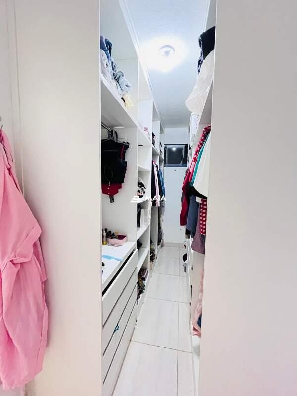 Casa à venda no Beija Flor: 