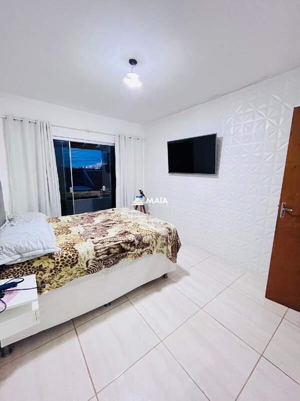 Casa à venda no Beija Flor: 