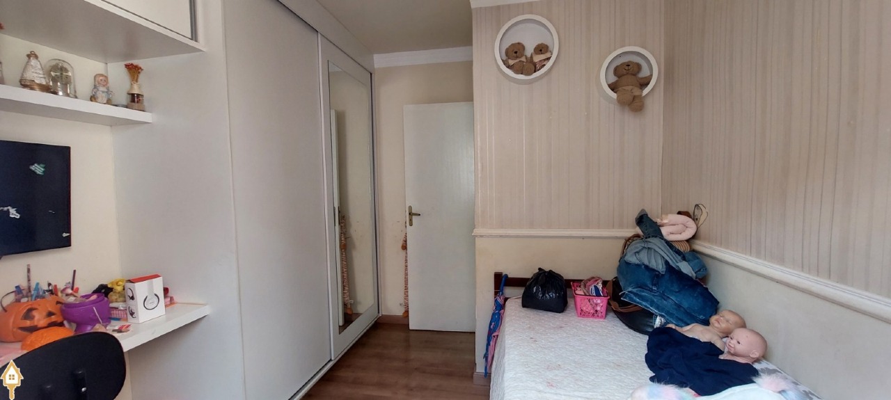 Casa de Condomínio à venda no Portal Beija Flor: 