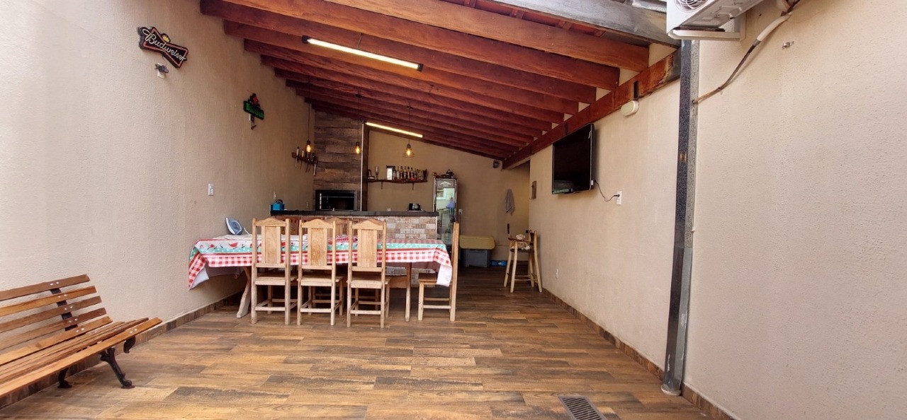 Casa de Condomínio à venda no Portal Beija Flor: 