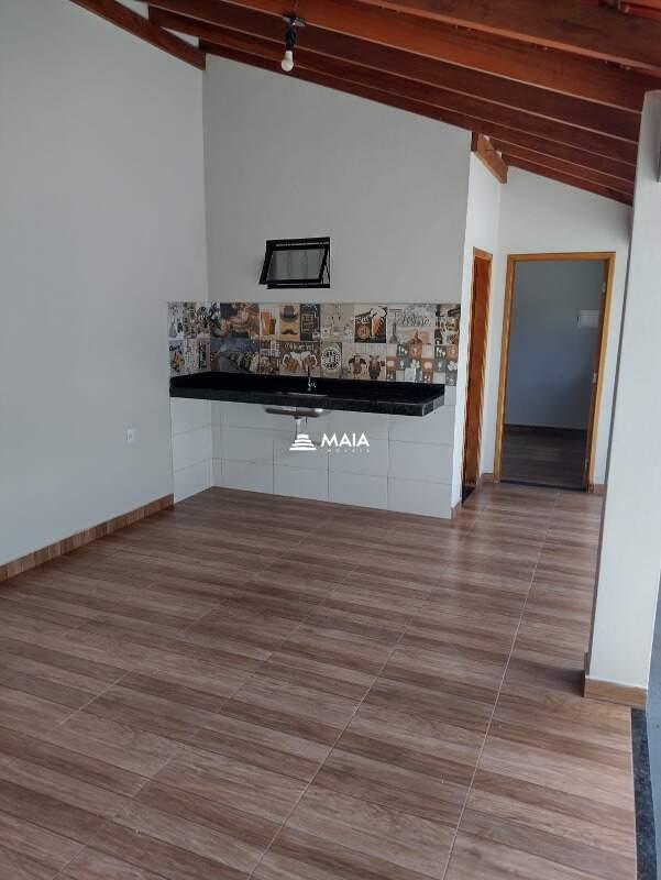 Casa à venda no Jardim Nenê Gomes: 