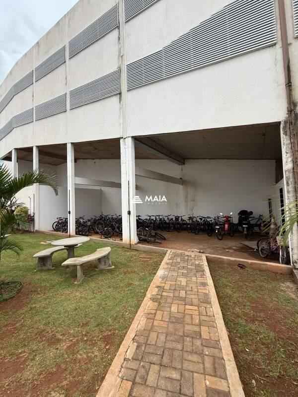 Apartamento à venda no Manoel Mendes: 