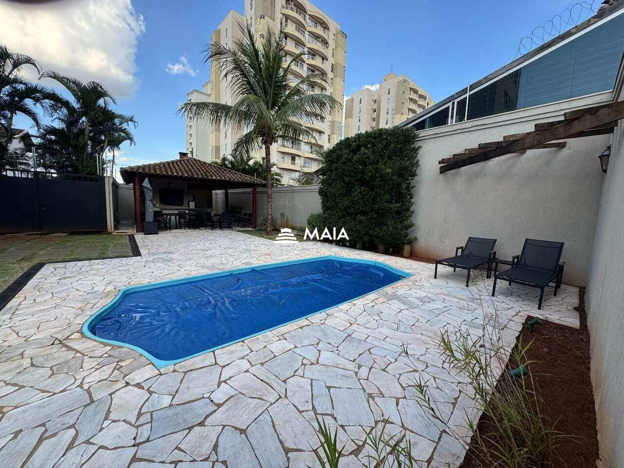 Apartamento à venda no Mercês: 