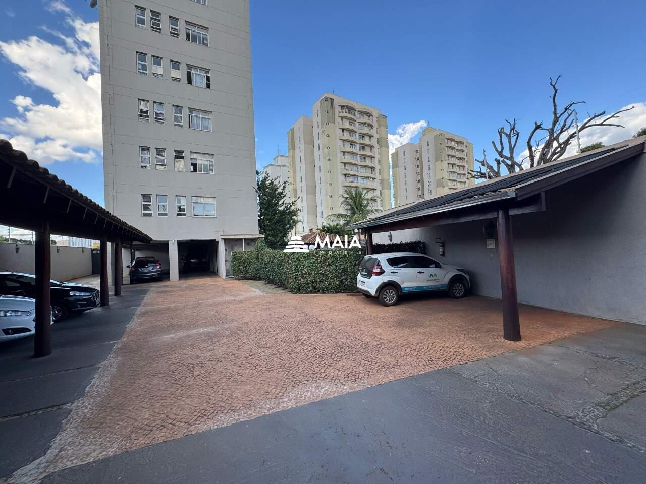 Apartamento à venda no Mercês: 