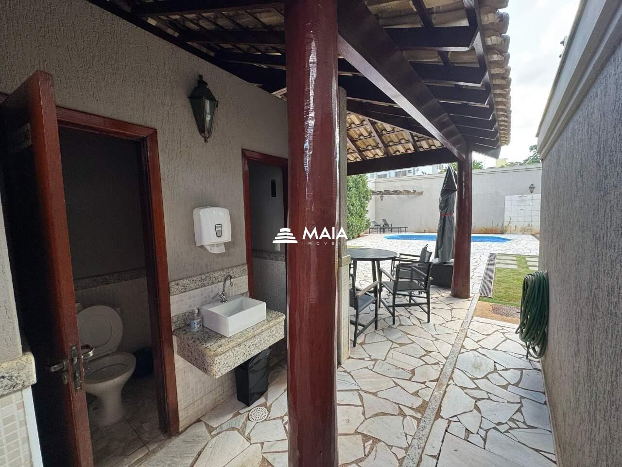 Apartamento à venda no Mercês: 