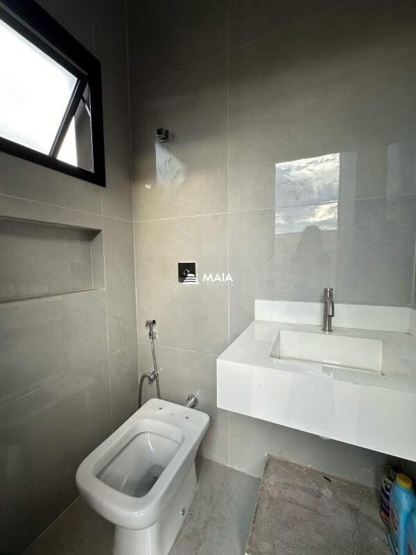 Casa de Condomínio à venda no Estância dos Ipês: 