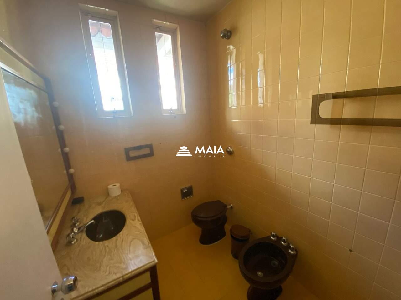 Casa à venda no Centro: 