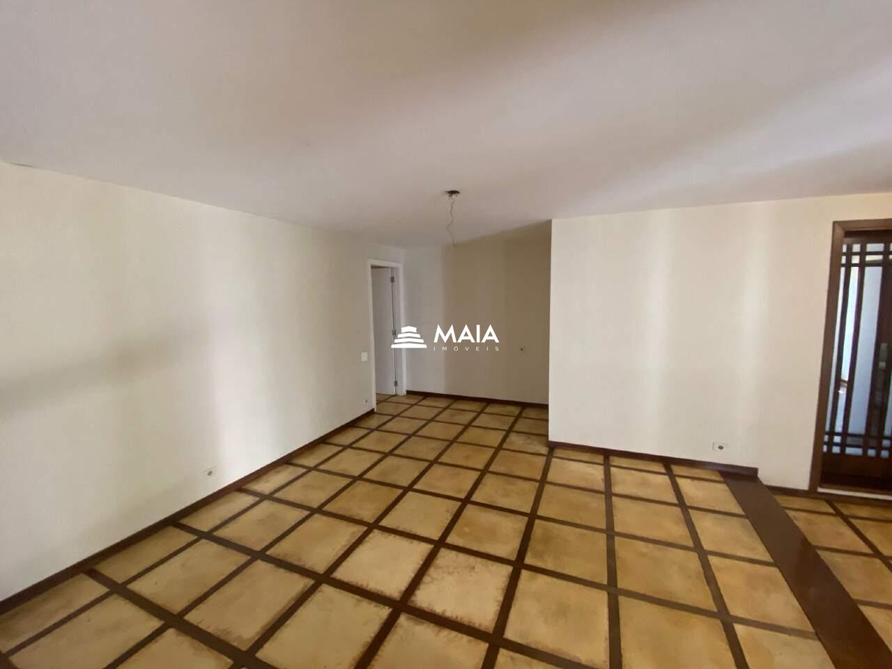 Casa à venda no Centro: 