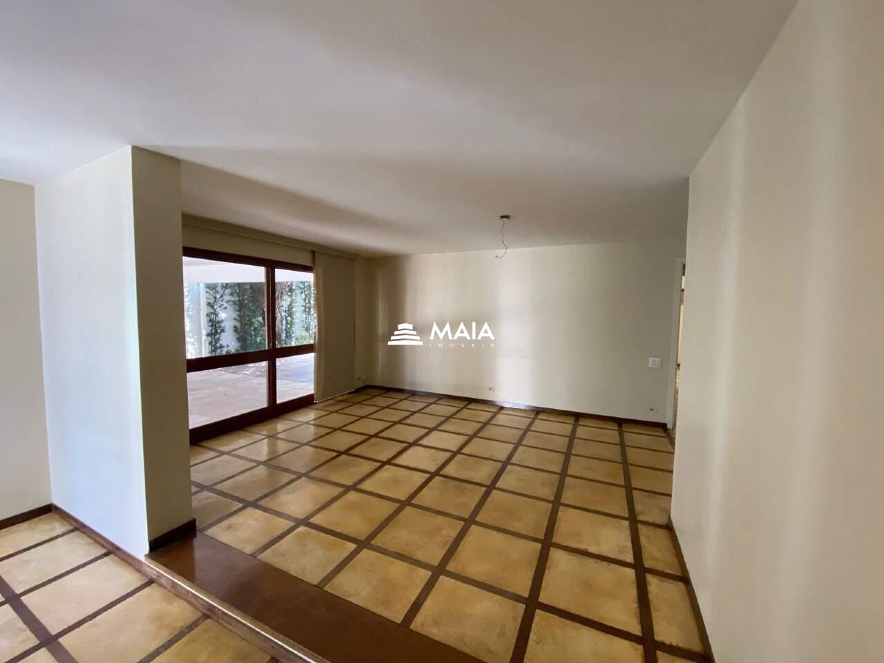 Casa à venda no Centro: 