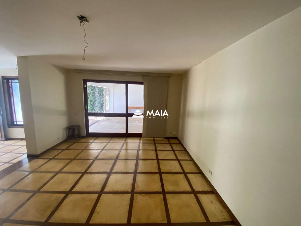 Casa à venda no Centro: 