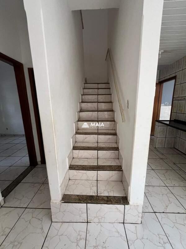 Casa à venda no Jardim Elza Amuí : 