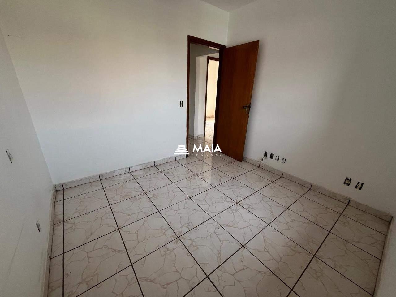 Casa à venda no Jardim Elza Amuí : 