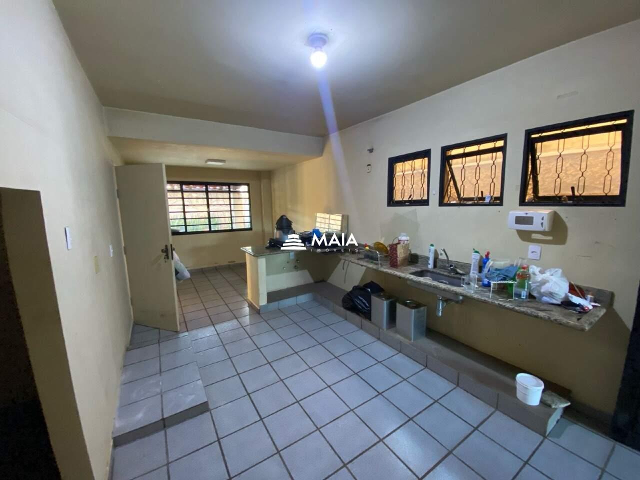 Casa para aluguel no Mercês: 