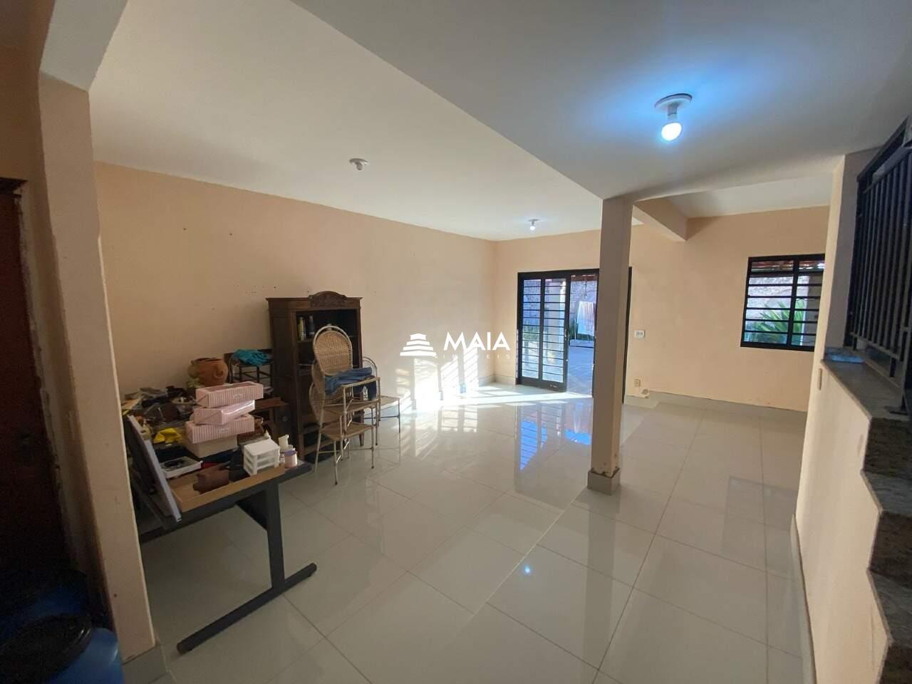 Casa para aluguel no Mercês: 