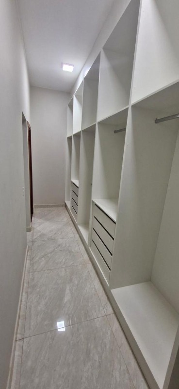 Casa à venda no Dom Eduardo: 