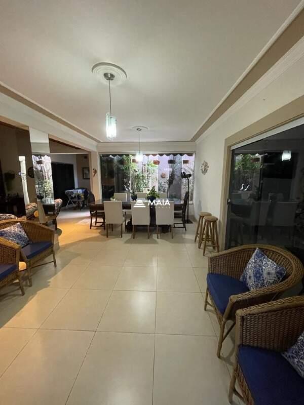 Casa à venda no Frei Eugênio: 