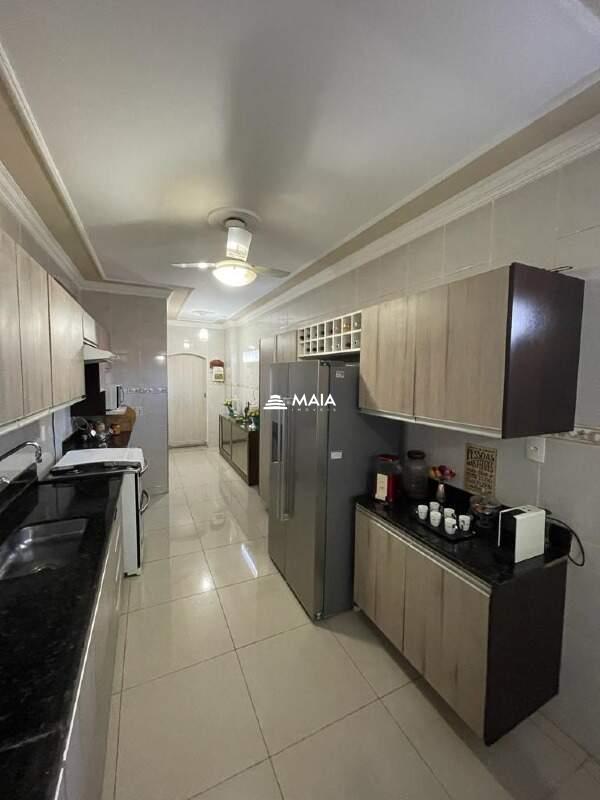 Casa à venda no Frei Eugênio: 