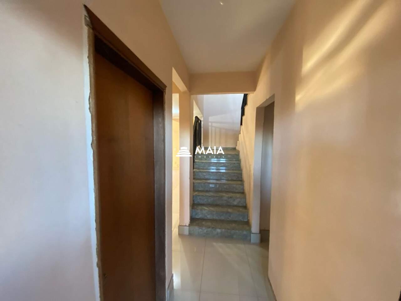 Casa à venda no Mercês: 