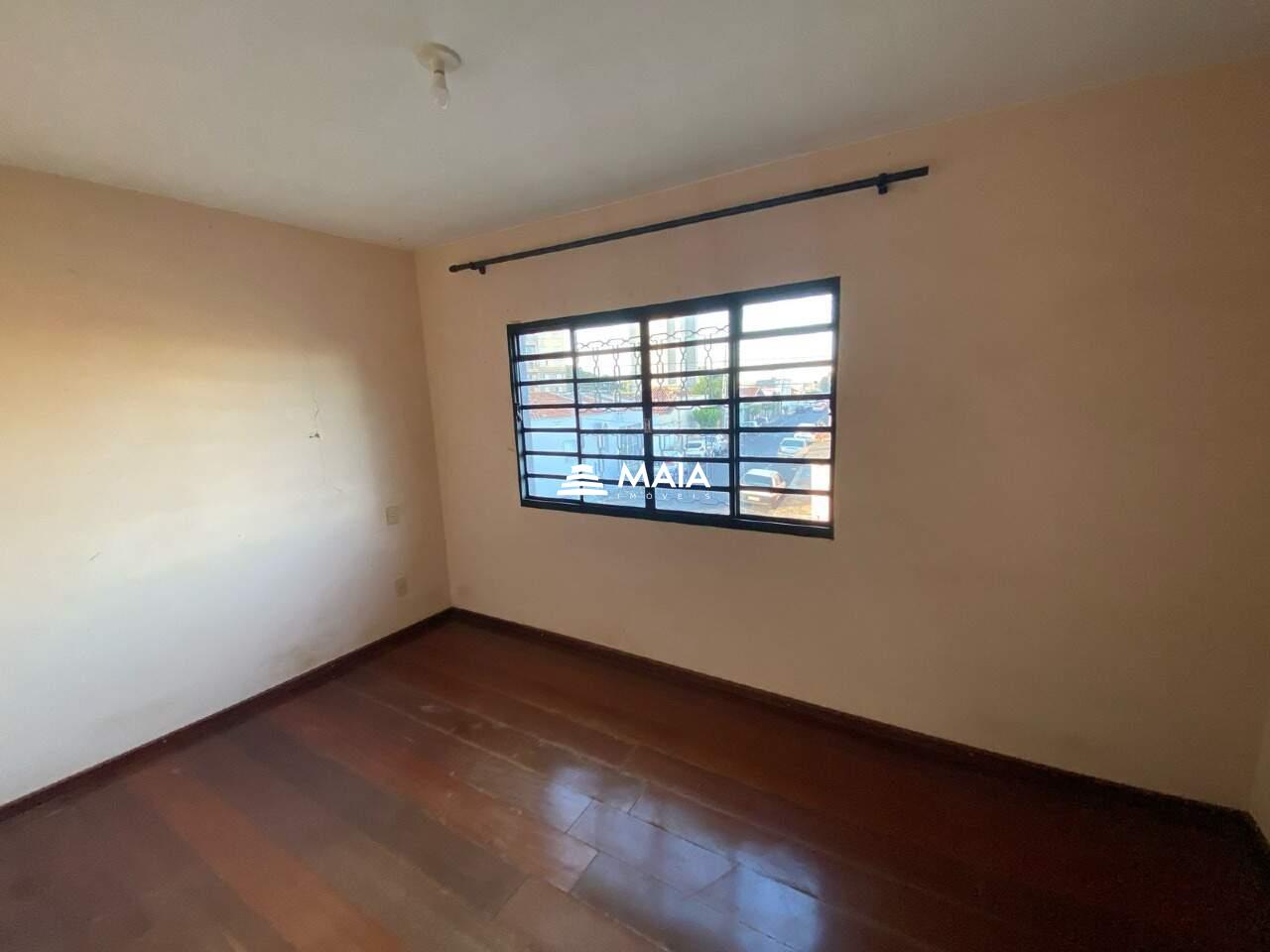 Casa à venda no Mercês: 