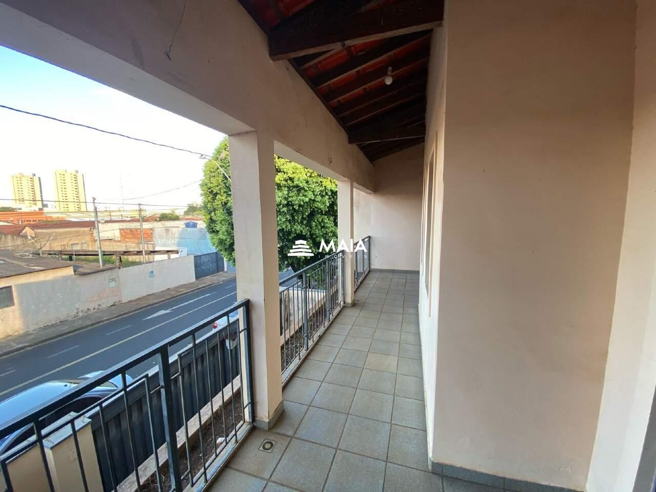 Casa à venda no Mercês: 