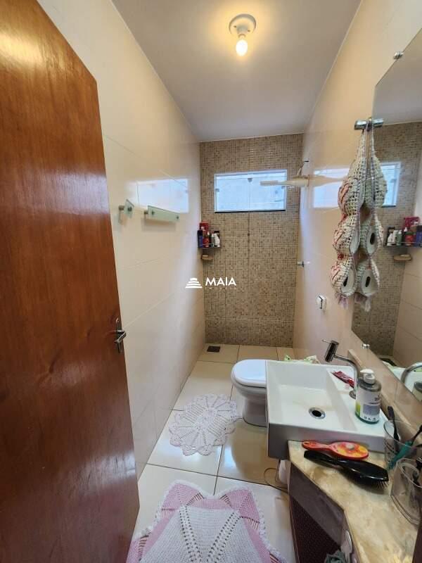 Casa à venda no Beija Flor: 