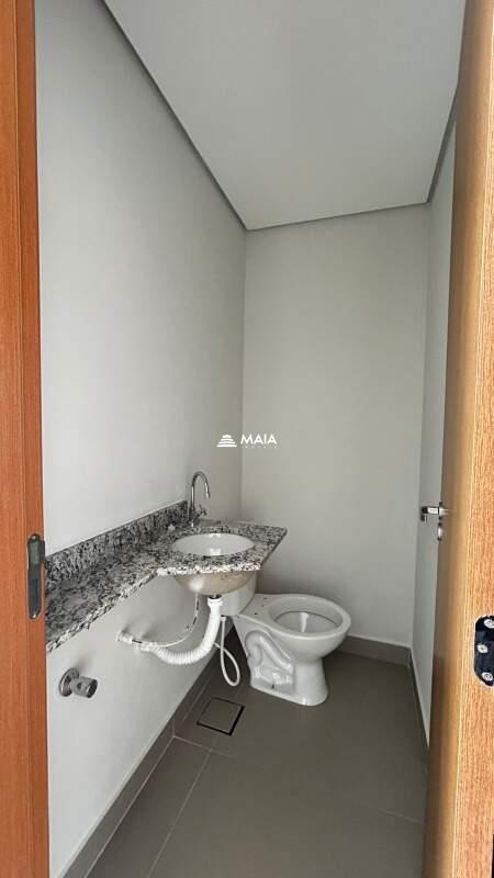 Apartamento à venda no Mercês: 