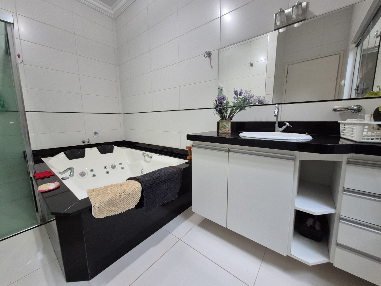 Casa de Condomínio à venda no Residencial Mário de Almeida Franco: 