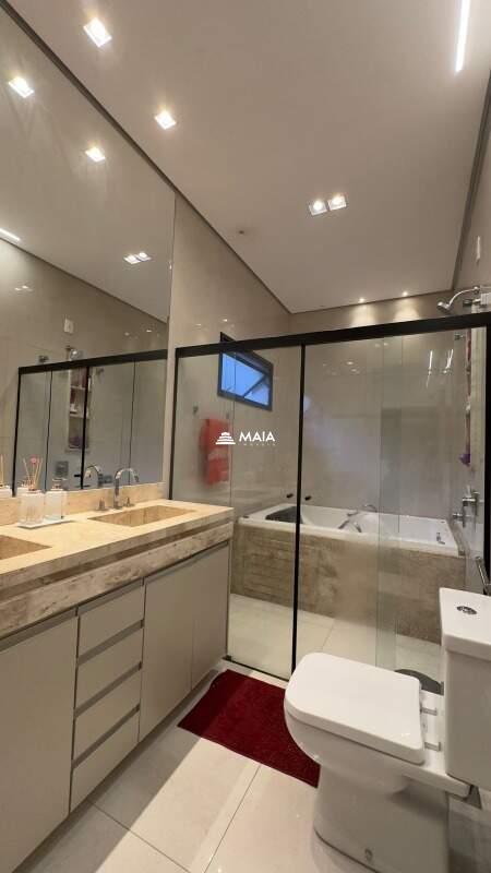 Casa de Condomínio à venda no Estância dos Ipês: 