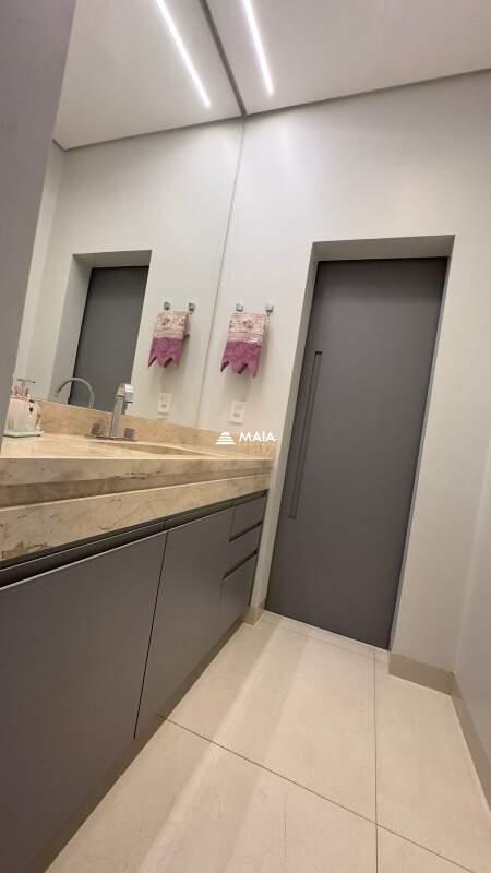 Casa de Condomínio à venda no Estância dos Ipês: 