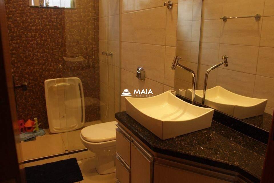 Casa à venda no Jardim Nenê Gomes: 