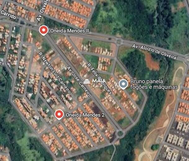 Terreno/Área à venda no Oneida Mendes II: 