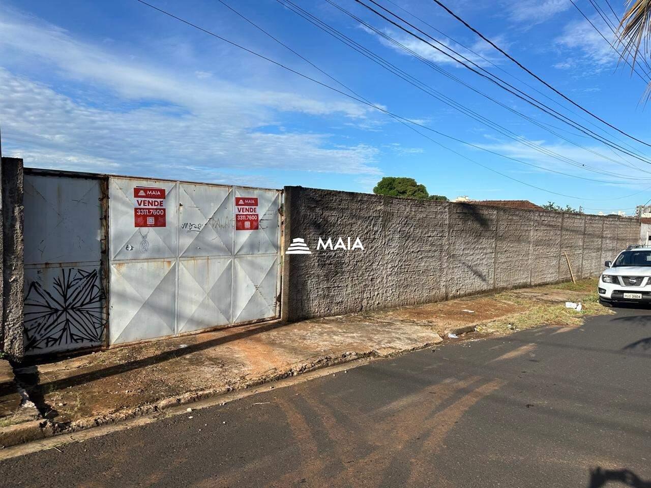 Terreno/Área à venda no Nossa Senhora da Abadia: 