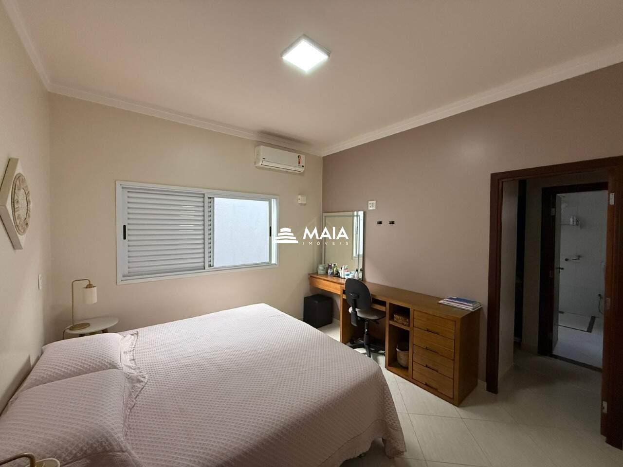 Casa de Condomínio à venda no Santa Maria: 