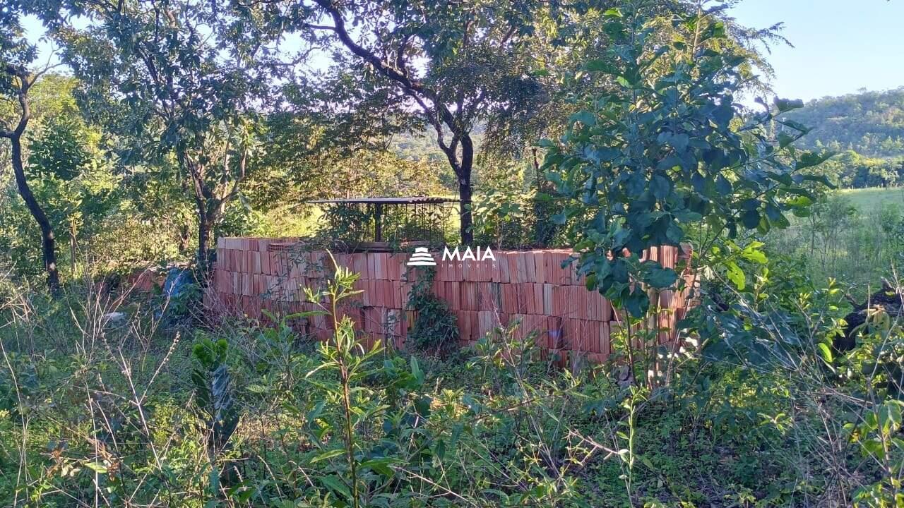 Terreno/Área à venda no Santa Rosa: 