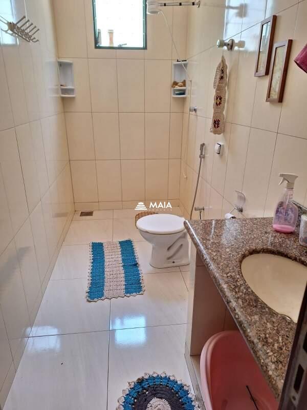 Terreno/Área à venda no Amoroso Costa: 