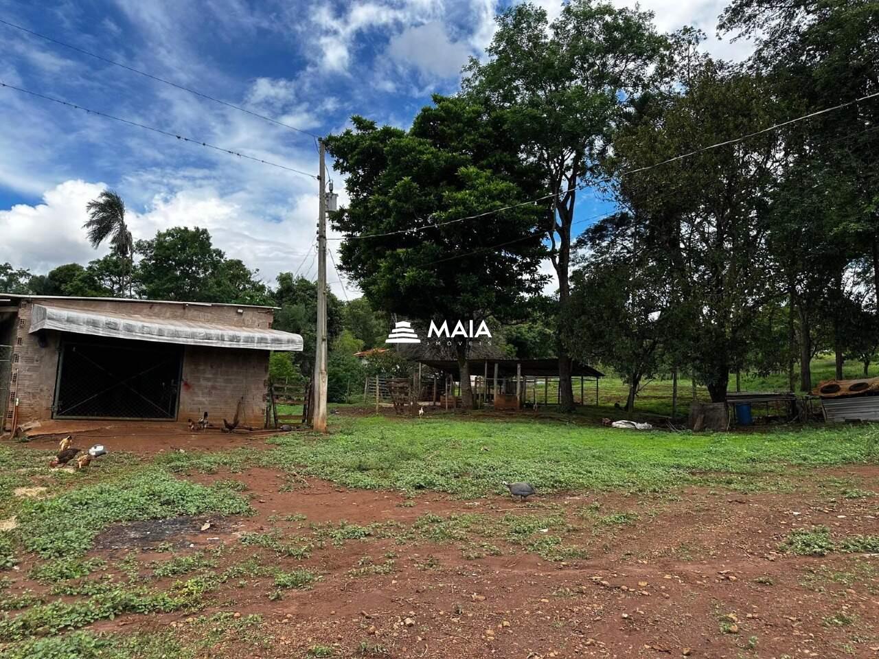 Terreno/Área à venda no Amoroso Costa: 