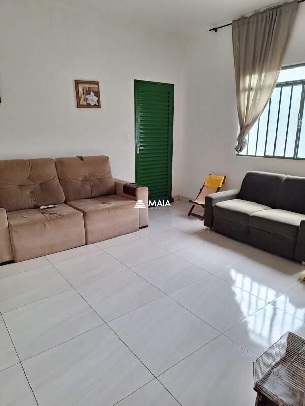 Terreno/Área à venda no Amoroso Costa: 