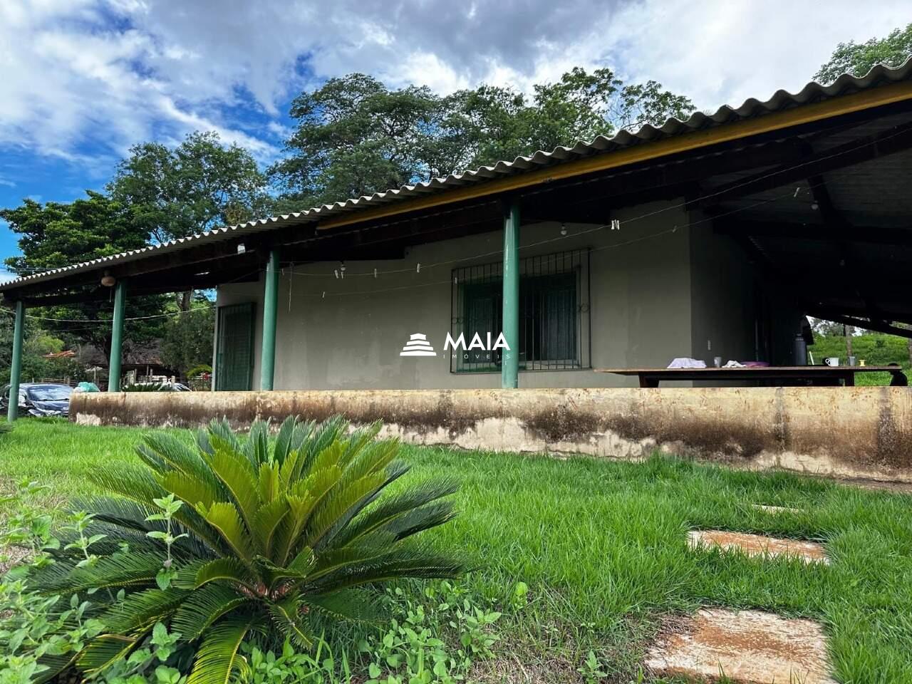 Terreno/Área à venda no Amoroso Costa: 