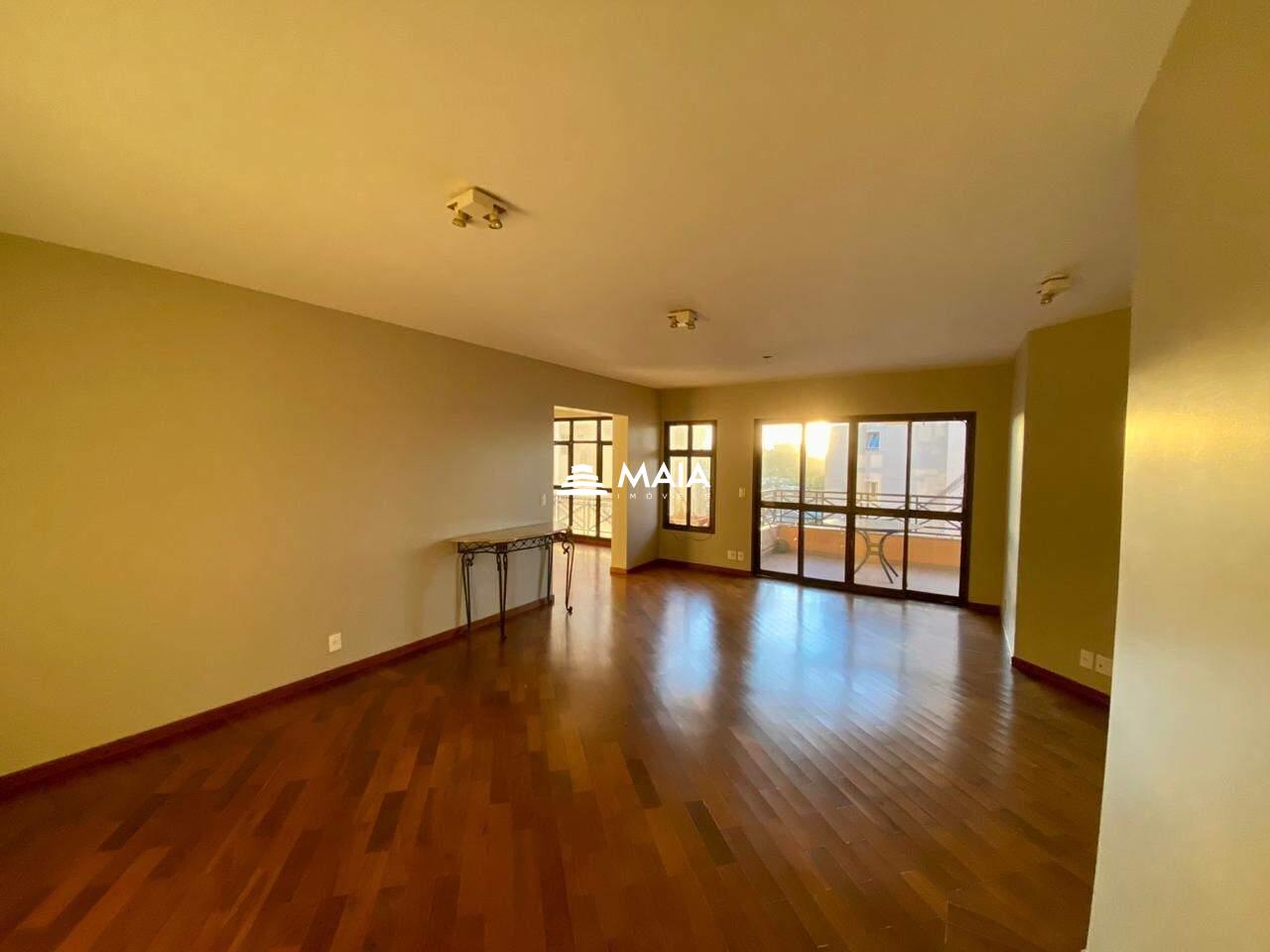 Apartamento à venda no Mercês: 