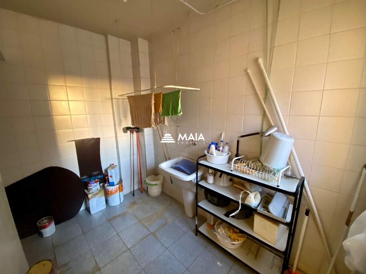 Apartamento à venda no Mercês: 