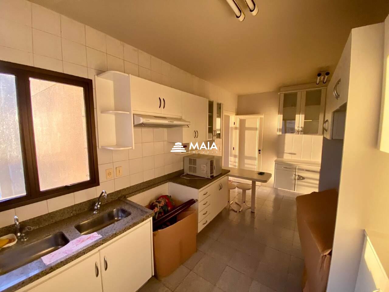 Apartamento à venda no Mercês: 