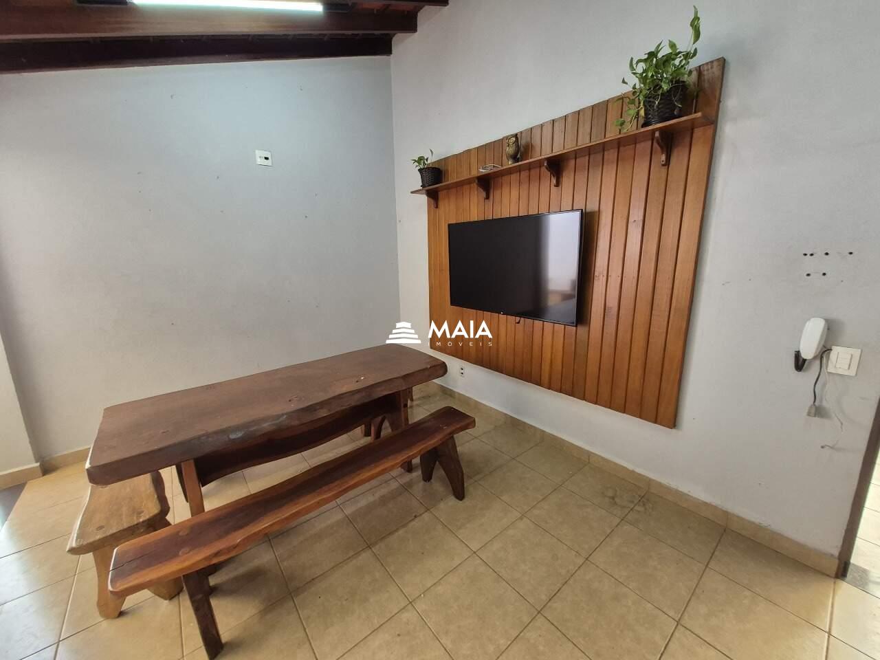 Casa à venda no Vila Militar: 