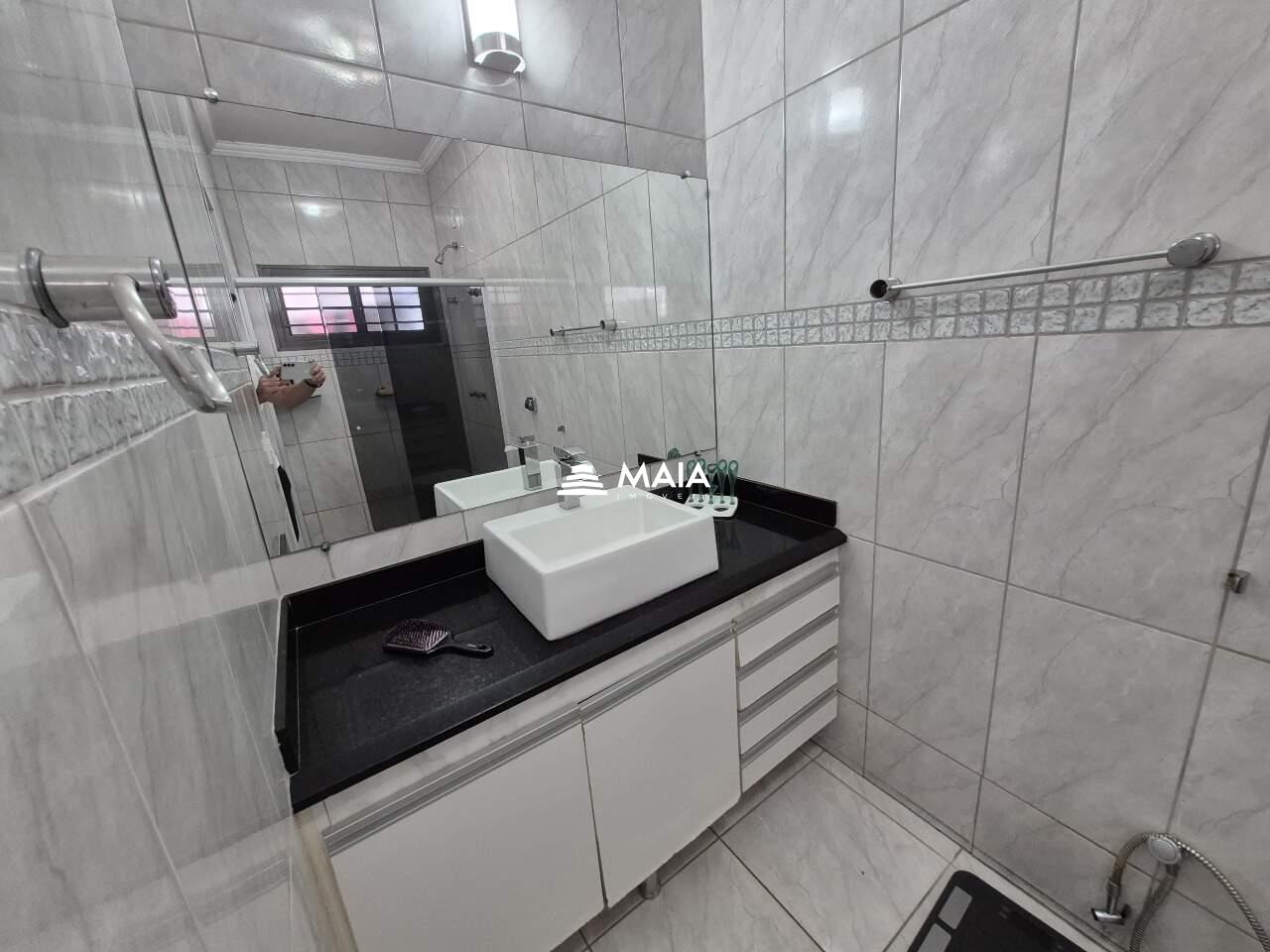 Casa à venda no Vila Militar: 