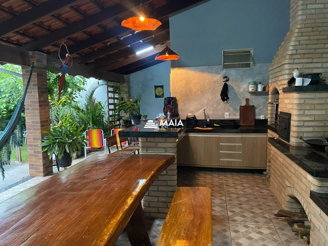 Casa à venda no Jardim Elza Amuí : 