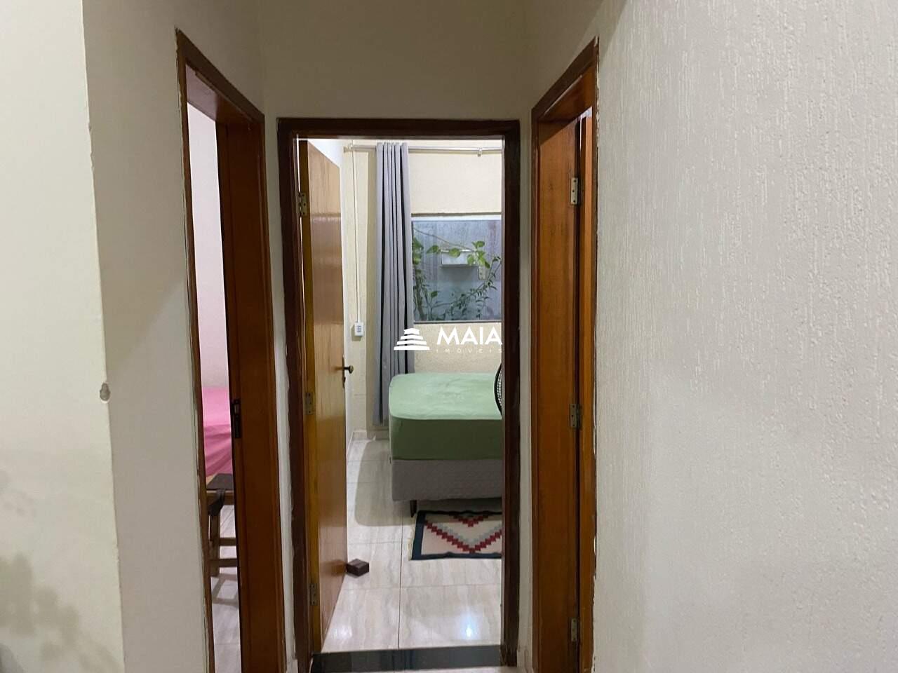 Casa à venda no Jardim Elza Amuí : 