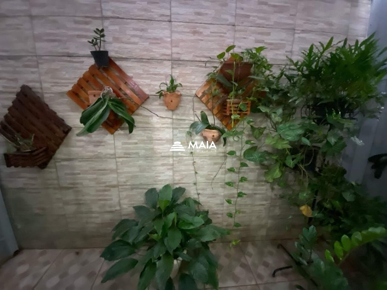 Casa à venda no Jardim Elza Amuí : 