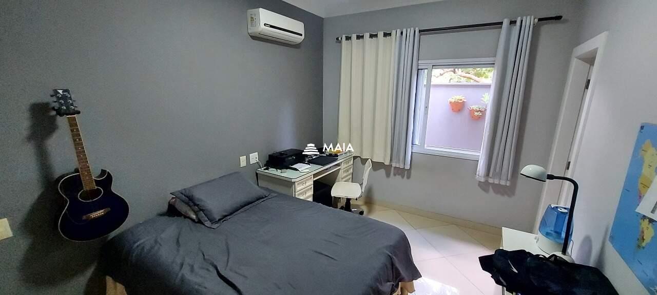 Casa de Condomínio à venda no Flamboyant Residencial Park: 